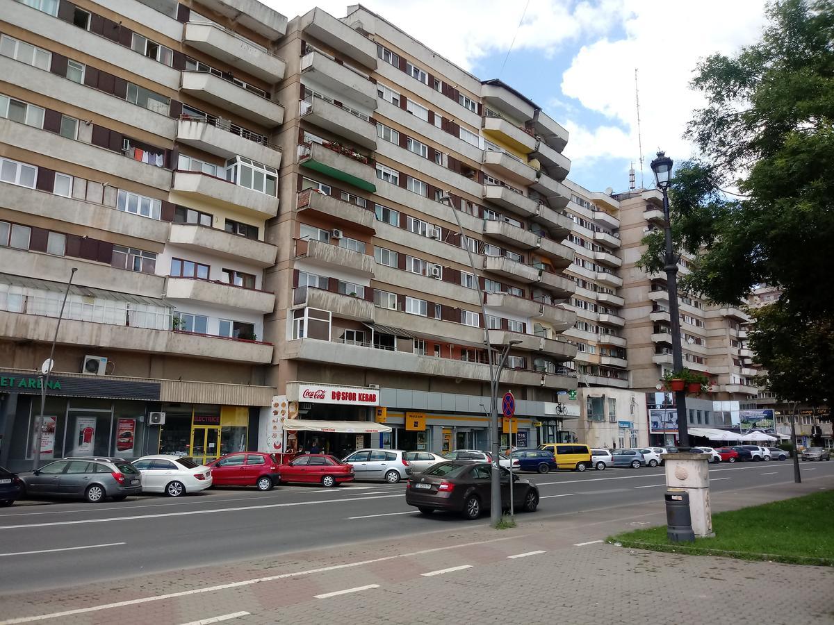 Panoramic Apartment Alba Iulia Exterior photo